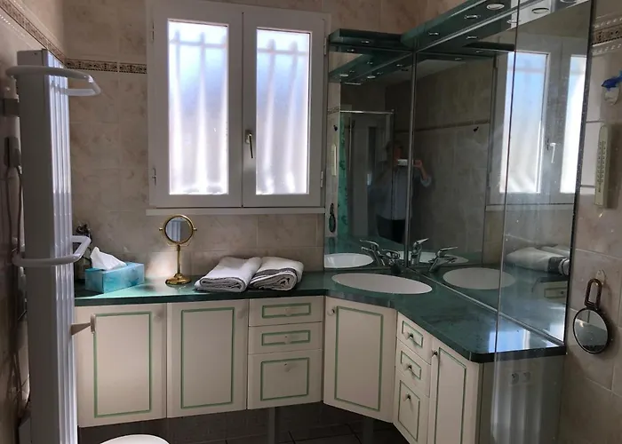 Casa de Férias St Georges De Didonne, Maison Bien Equipee Au Calme Saint-Georges-de-Didonne